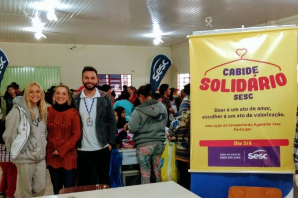 Sesc Caiobá recebe doações para a Campanha do Agasalho via drive-thru