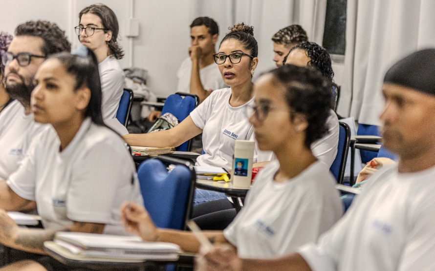 Educação de Jovens e Adultos (EJA) Sesc